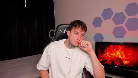 Chris Tyson online show from October 4, 9:58 am