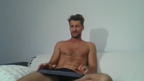 Snapshot of chrisaron chatting on September 30, 3:23 am chrisaron online show from September 30, 3:23 am