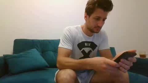 Snapshot of chrisaron chatting on March 2, 4:18 am chrisaron online show from March 2, 4:18 am