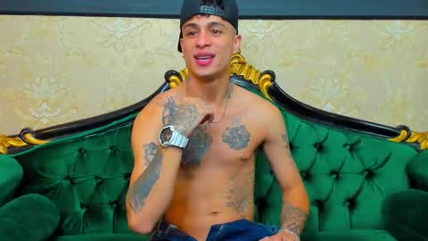 Chris online show from October 16, 11:51 am