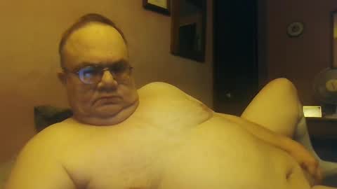 Snapshot of chrismini312 chatting on February 1, 5:37 pm Chris The Jerk Off King online show from February 1, 5:37 pm
