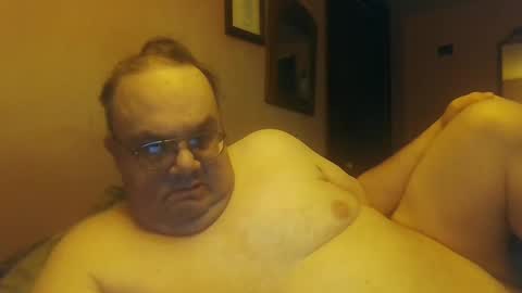 Snapshot of chrismini312 chatting on September 9, 11:10 am Chris The Jerk Off King online show from September 9, 11:10 am