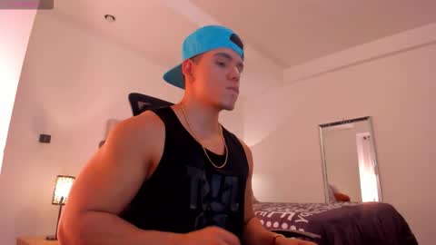 chrismorgan24 online show from November 25, 1:40 am