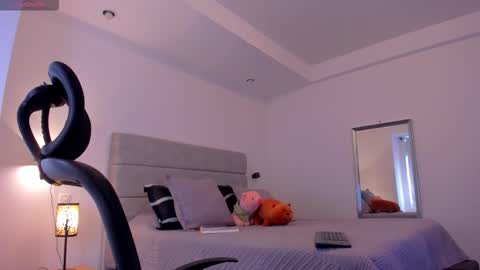 Snapshot of chrismorgan24 chatting on October 8, 4:11 pm chrismorgan24 online show from October 8, 4:11 pm