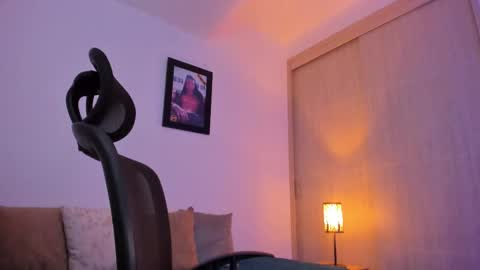 Snapshot of chrismorgan24 chatting on March 8, 10:56 pm chrismorgan24 online show from March 8, 10:56 pm