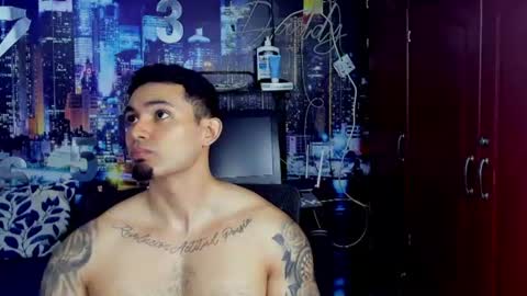 Chriss Stewart online show from June 19, 2:28 am