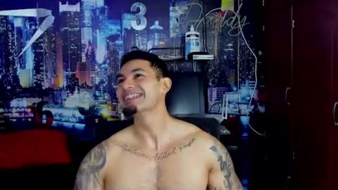 Chriss Stewart online show from July 4, 4:37 am