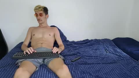 Christopher online show from January 9, 5:44 am