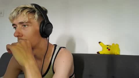 Christopher online show from November 14, 1:34 pm