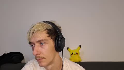 Christopher online show from October 22, 10:24 pm