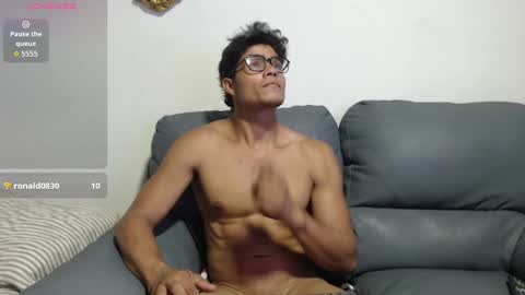 Snapshot of christian_musclet4 chatting on September 13, 4:13 am ---Chistian--- online show from September 13, 4:13 am