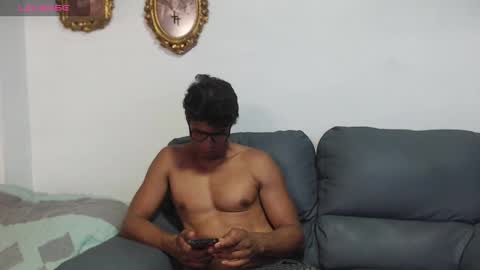 Snapshot of christian_musclet4 chatting on September 8, 3:33 pm ---Chistian--- online show from September 8, 3:33 pm