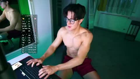 UPVOTE ME ------  ILL DO SOMETHING FOR FREE online show from April 20, 6:10 pm