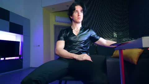 UPVOTE ME ------  ILL DO SOMETHING FOR FREE online show from July 6, 6:10 pm