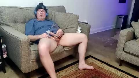 christopher232323 online show from January 10, 8:40 am