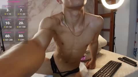 Snapshot of christopher__vans chatting on January 31, 11:03 am CHRISTOPHER online show from January 31, 11:03 am