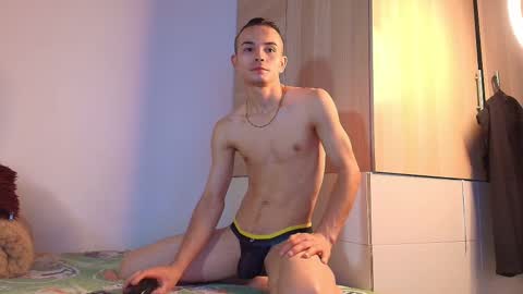 CHRISTOPHER online show from October 18, 9:31 pm