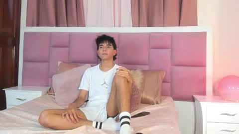 Chris online show from April 29, 8:26 pm