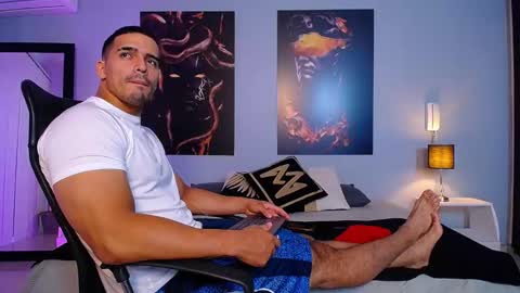 Snapshot of christopherblack_ chatting on September 17, 1:34 pm Christopher Black online show from September 17, 1:34 pm