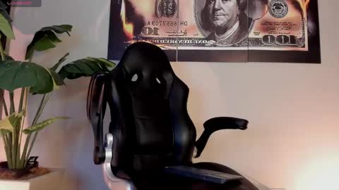 chrizmacgregor online show from April 24, 1:08 am