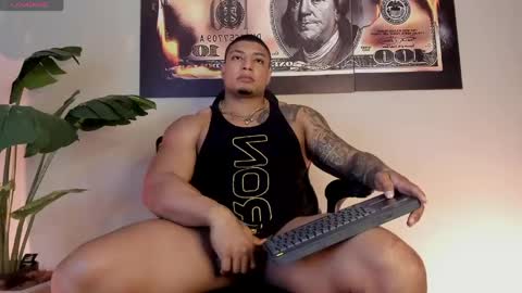 chrizmacgregor online show from April 25, 6:16 pm