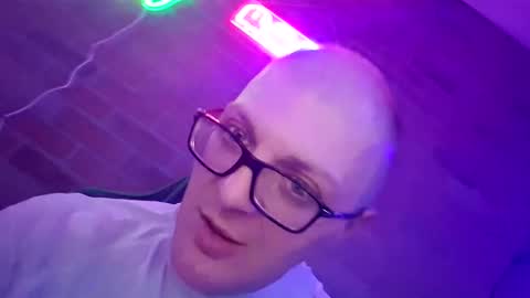 chronicvibez online show from March 5, 2:19 am