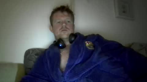 ciasnsyrize1996 online show from February 4, 10:49 pm