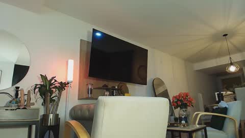 Snapshot of clark_strong chatting on October 1, 8:57 pm clark_strong online show from October 1, 8:57 pm