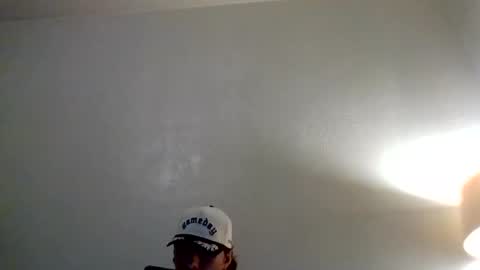 tallhungandcloudy online show from February 18, 11:08 am