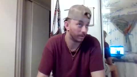 tallhungandcloudy online show from March 10, 3:12 am