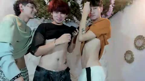 club_latinboys online show from May 25, 7:20 pm