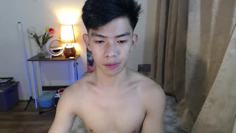 clyde_twinkx online show from February 5, 10:22 am