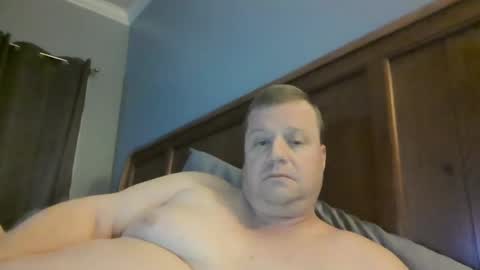 Snapshot of cmachen chatting on February 21, 3:01 am cmachen online show from February 21, 3:01 am