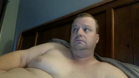 Snapshot of cmachen chatting on December 22, 7:10 pm cmachen online show from December 22, 7:10 pm