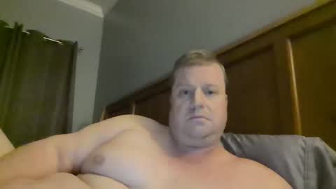 Snapshot of cmachen chatting on February 10, 11:34 pm cmachen online show from February 10, 11:34 pm