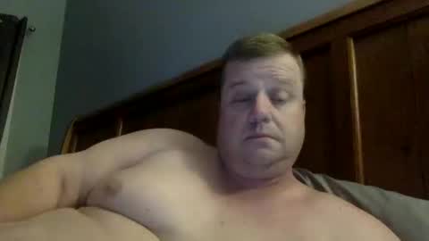 Snapshot of cmachen chatting on January 7, 1:06 am cmachen online show from January 7, 1:06 am
