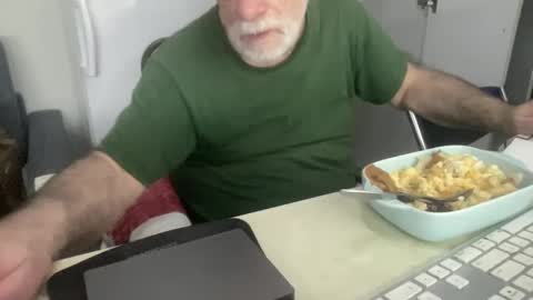 Snapshot of coach_karl chatting on March 3, 10:55 am Coach Karl Porn Star Tip me all the way to my next trip online show from March 3, 10:55 am