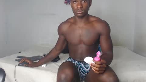 Snapshot of coddy_fit chatting on January 14, 12:45 pm cody online show from January 14, 12:45 pm