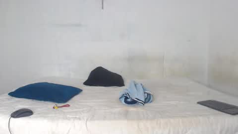 Snapshot of coddy_fit chatting on December 21, 2:15 pm cody online show from December 21, 2:15 pm