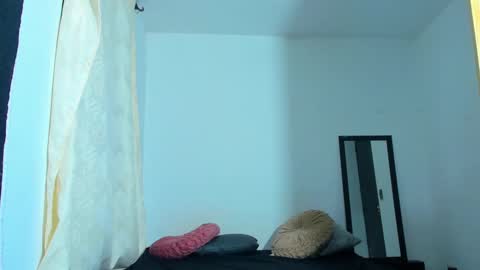 Snapshot of coddy_fit chatting on September 23, 3:28 am cody online show from September 23, 3:28 am