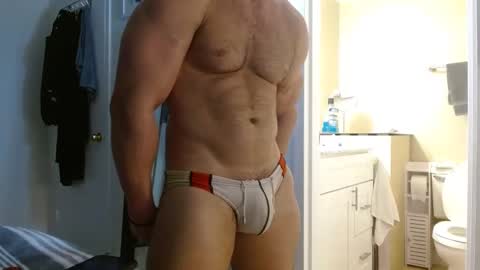 Snapshot of colbymoney chatting on February 24, 12:20 am Colby big dick money online show from February 24, 12:20 am