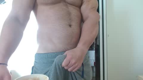 Snapshot of colbymoney chatting on February 25, 12:45 pm Colby big dick money online show from February 25, 12:45 pm