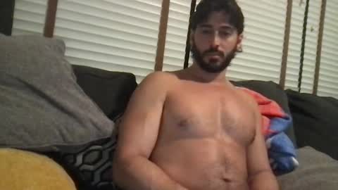 Snapshot of collegeboy3118 chatting on February 18, 1:43 am collegeboy3118 online show from February 18, 1:43 am