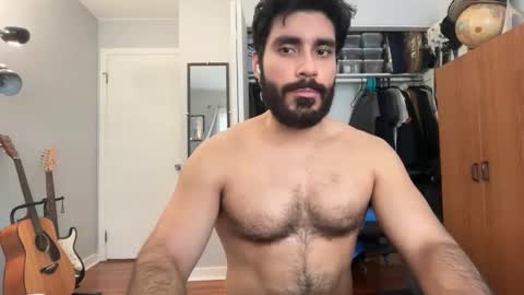 colombianstud94 online show from April 15, 10:21 pm