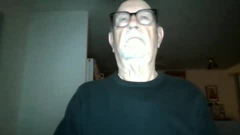 comeonmymouth online show from January 8, 1:05 pm