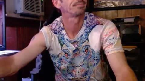 Nelson or ComicKing and sometime Peachy143 online show from June 6, 12:49 am