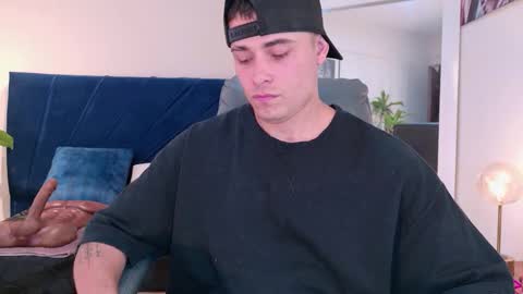 Connor Smith online show from February 3, 7:08 pm