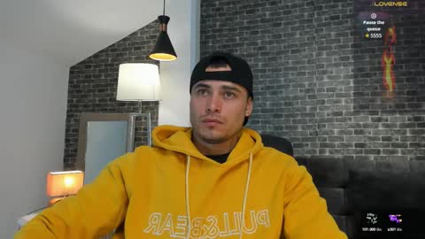 Snapshot of connorsmith_26 chatting on October 14, 12:12 pm Connor Smith online show from October 14, 12:12 pm