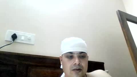 Cool Breeze09 online show from April 27, 10:56 am
