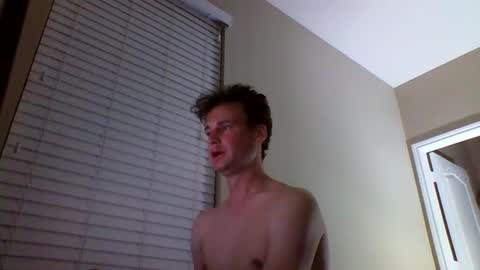 cooldude122222 online show from February 12, 2:45 am